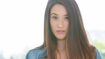 Aidra Fox en 'Tender touch'