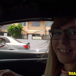 Ariel Skye en 'Reality Kings' Trabajo descuidado (Miniatura 18)