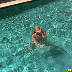 Cassidy Ryan in 'Reality Kings' Juicy jessie (Thumbnail 448)