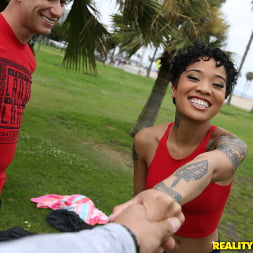 Honey Gold in 'Reality Kings' Street Twerker (Thumbnail 16)