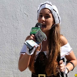 Keely Jones in Money shaker (Photo 1) Keely Jones in 'Reality Kings' Money shaker (Thumbnail 1)