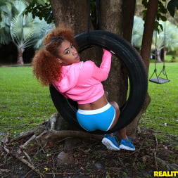 Kendall Woods in Do It Harder (Photo 10) Kendall Woods in 'Reality Kings' Do It Harder (Thumbnail 10)