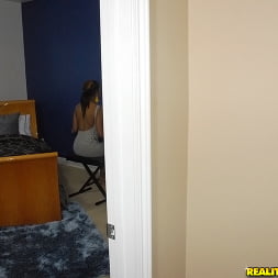 Lisa Tiffian in 'Reality Kings' Booty shake (Thumbnail 1)