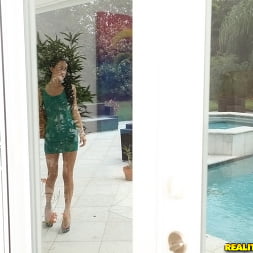 Sabrina Banks in Cream supreme (Photo 1) Sabrina Banks in 'Reality Kings' Cream supreme (Thumbnail 1)