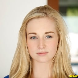 Stacie Jaxxx in Fresh face (Photo 1) Stacie Jaxxx in 'Reality Kings' Fresh face (Thumbnail 1)