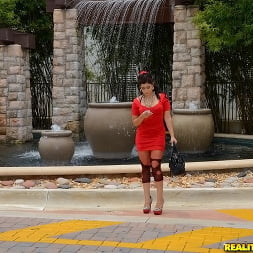 Teffany Gales en 'Reality Kings' Amante latino (Miniatura 1)